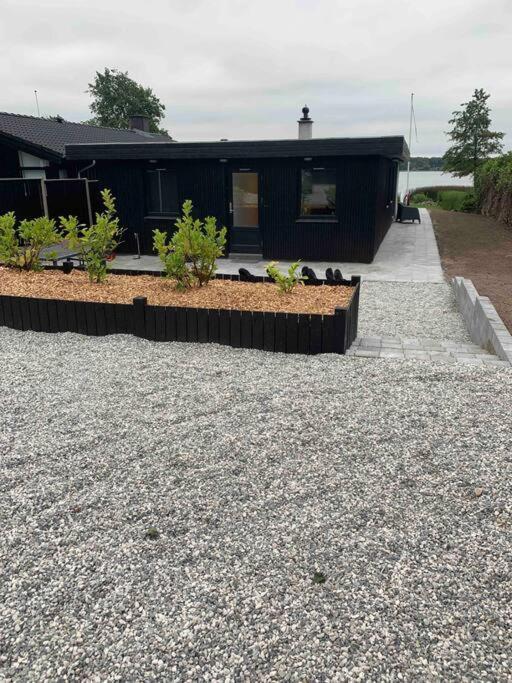 Huset Ved Soen Taet Pa Herning Og Mch Og Boxen 90 M2 Sunds Dış mekan fotoğraf