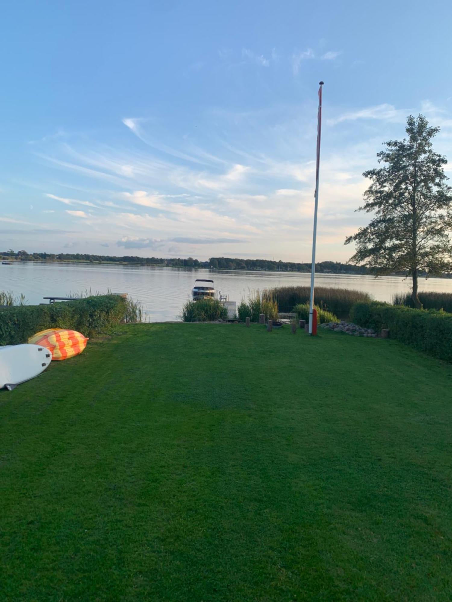 Huset Ved Soen Taet Pa Herning Og Mch Og Boxen 90 M2 Sunds Dış mekan fotoğraf