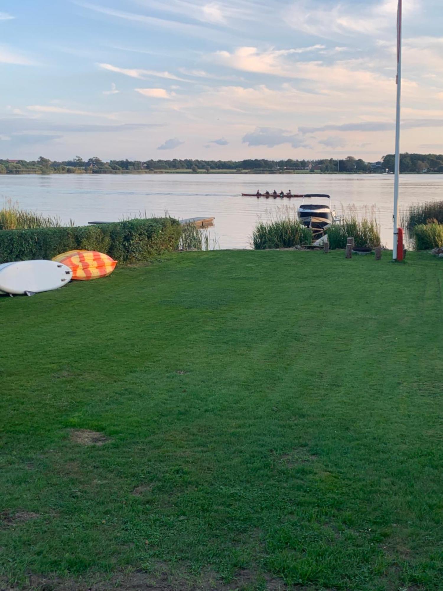 Huset Ved Soen Taet Pa Herning Og Mch Og Boxen 90 M2 Sunds Dış mekan fotoğraf